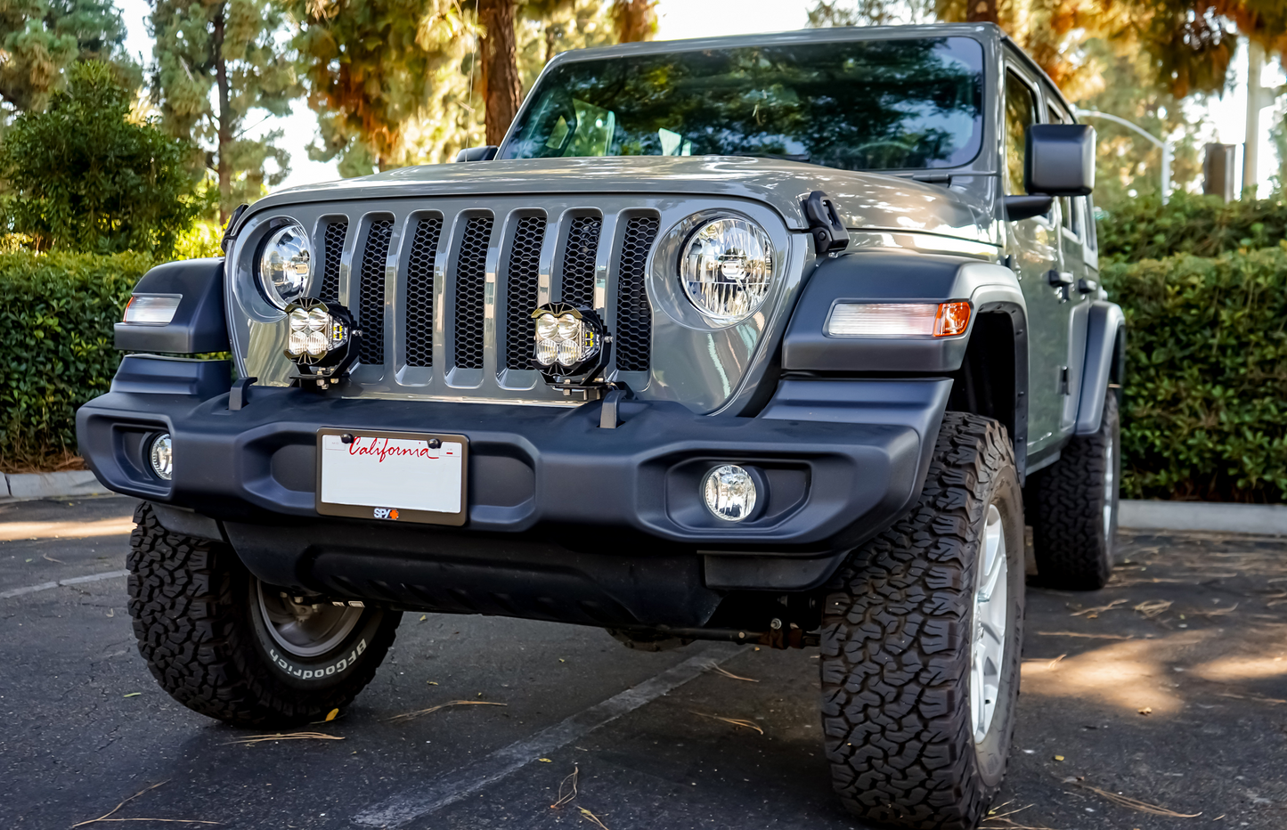 Jeep JL/JT Dual LP4 Auxiliary Light Kit w/Upfitter Baja Designs