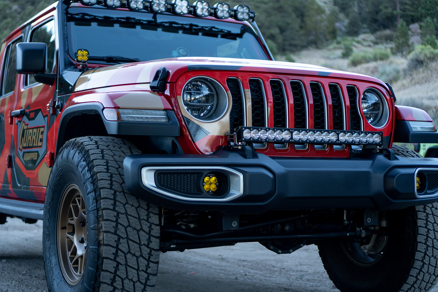 Jeep JL/JT Dual LP6 Auxiliary Light Kit Baja Designs